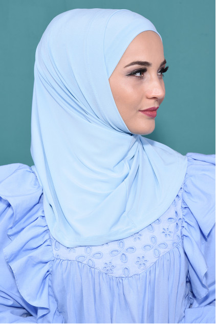 Pratik Boneli Hijab