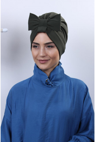 Fiyonklu Çift Taraflı Bone Haki Yeşili Fiyonklu Çift Taraflı Bone Haki Yeşili