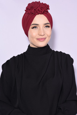 Güllü Büzgülü Çift Taraflı Bone Kırmızı Güllü Büzgülü Çift Taraflı Bone Kırmızı