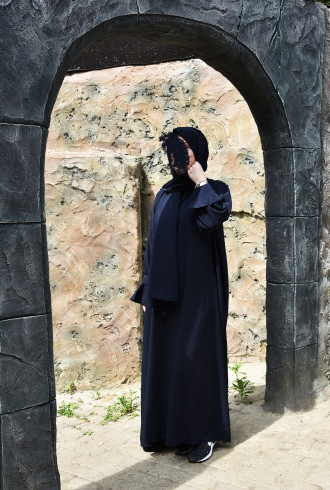 Medine İpeği Nowa Takım Lacivert Medine İpeği Nowa Takım Lacivert