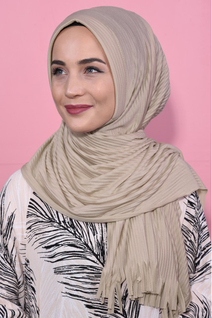 Pliseli Hijab Şal Bej Pliseli Hijab Şal Bej