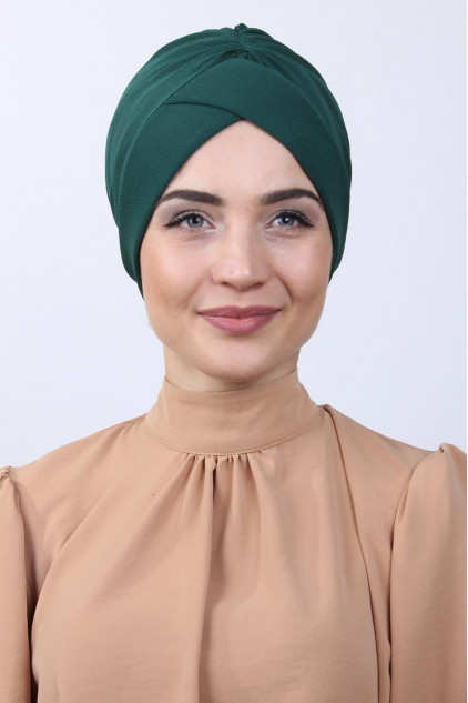 Tokalı Çift Taraflı Bone Zümrüt Yeşili Tokalı Çift Taraflı Bone Zümrüt Yeşili